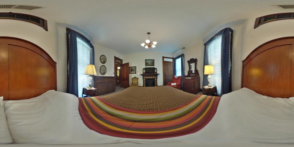 Herrold On Hill Bed And Breakfast Wabash Bagian luar foto